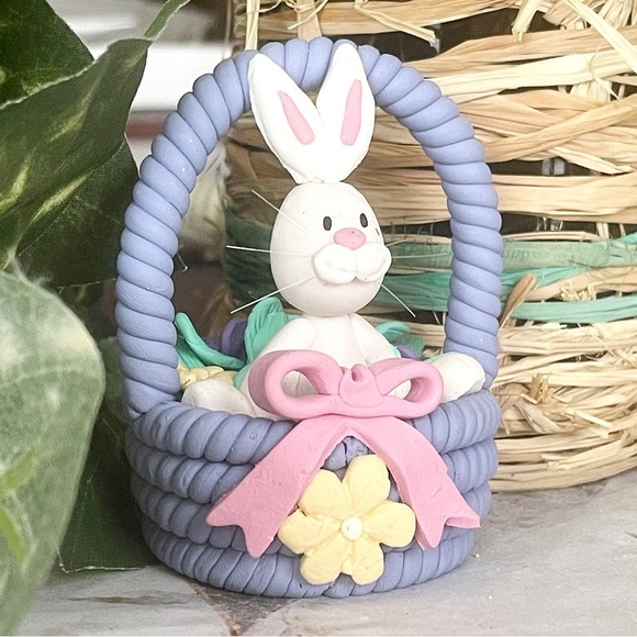 Adorable Polymer Clay Easter Accent - Picture 3 of 7